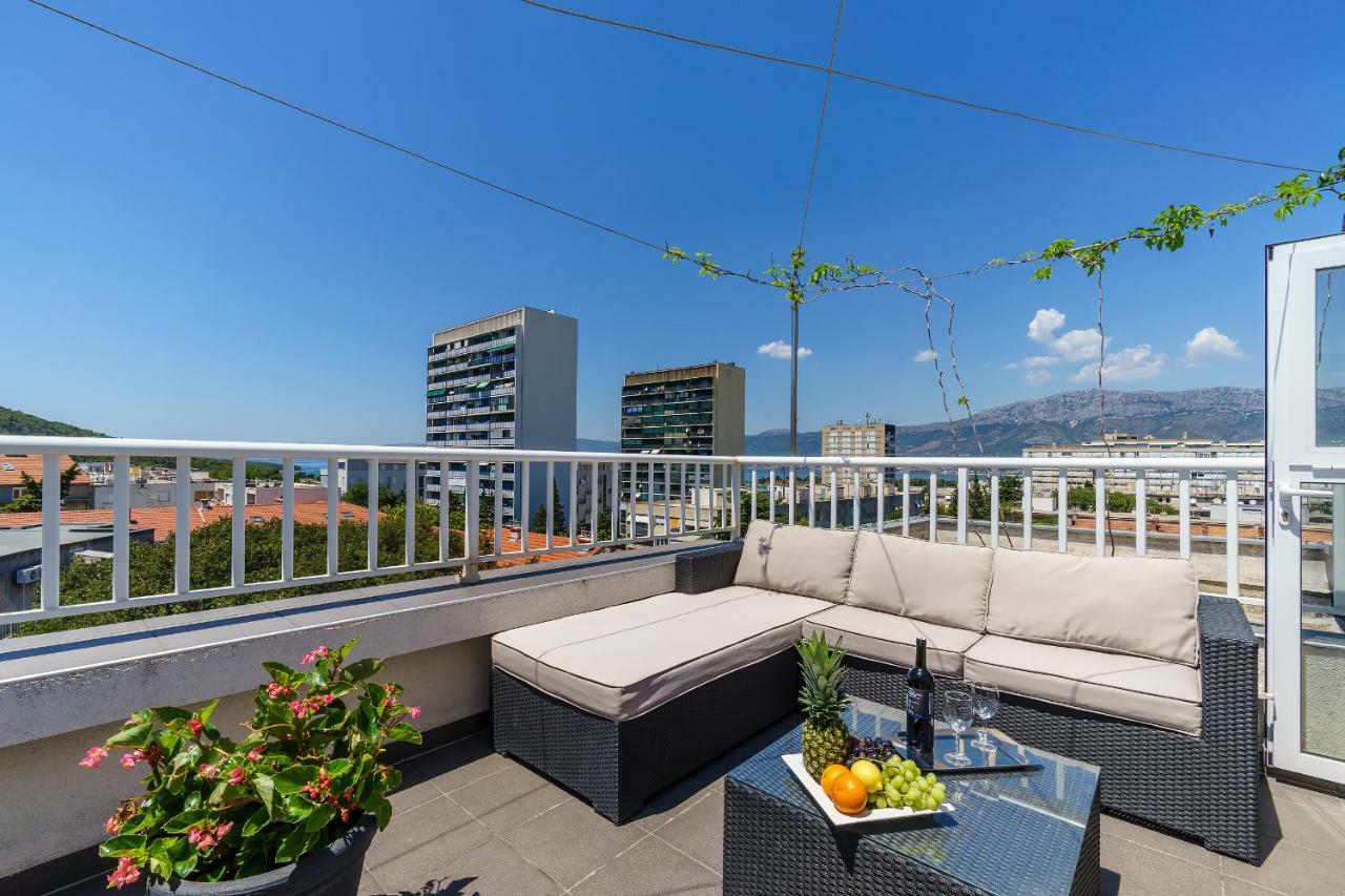 Stay In Split Exterior photo